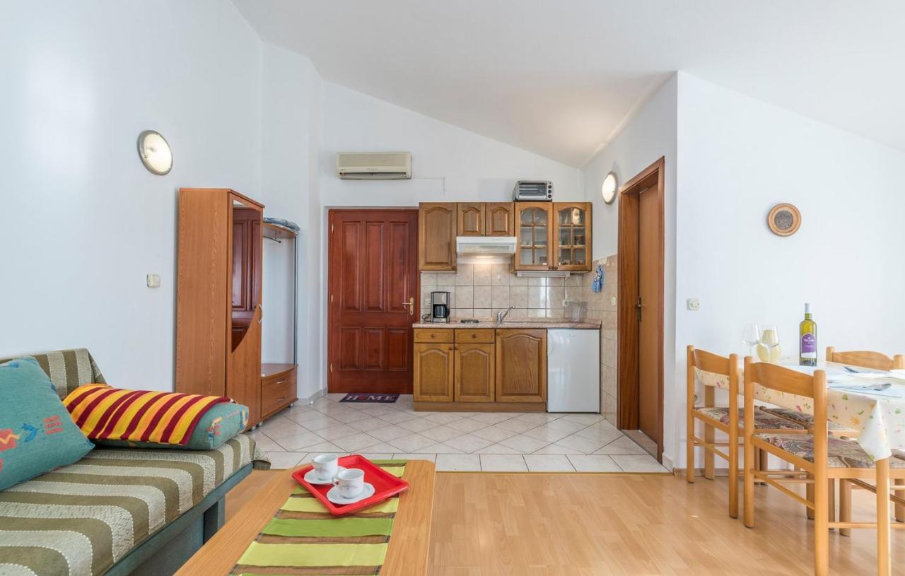 Apartments Ulika Červar-Porat Esterno foto