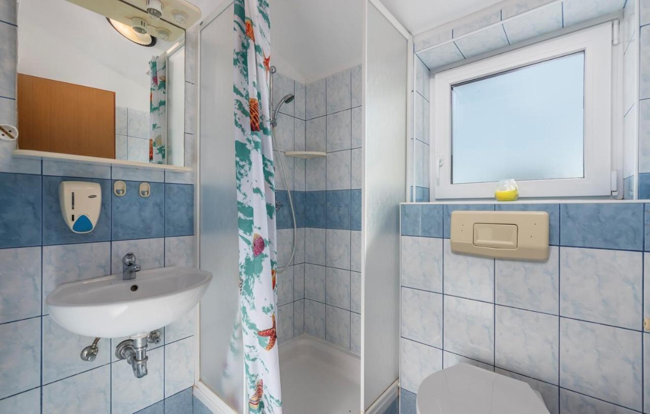 Apartments Ulika Červar-Porat Esterno foto