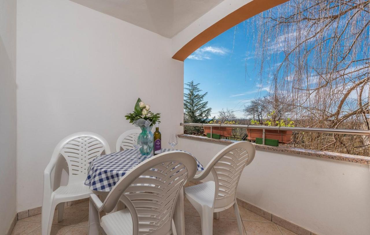 Apartments Ulika Červar-Porat Esterno foto