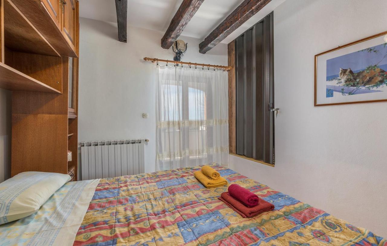 Apartments Ulika Červar-Porat Esterno foto